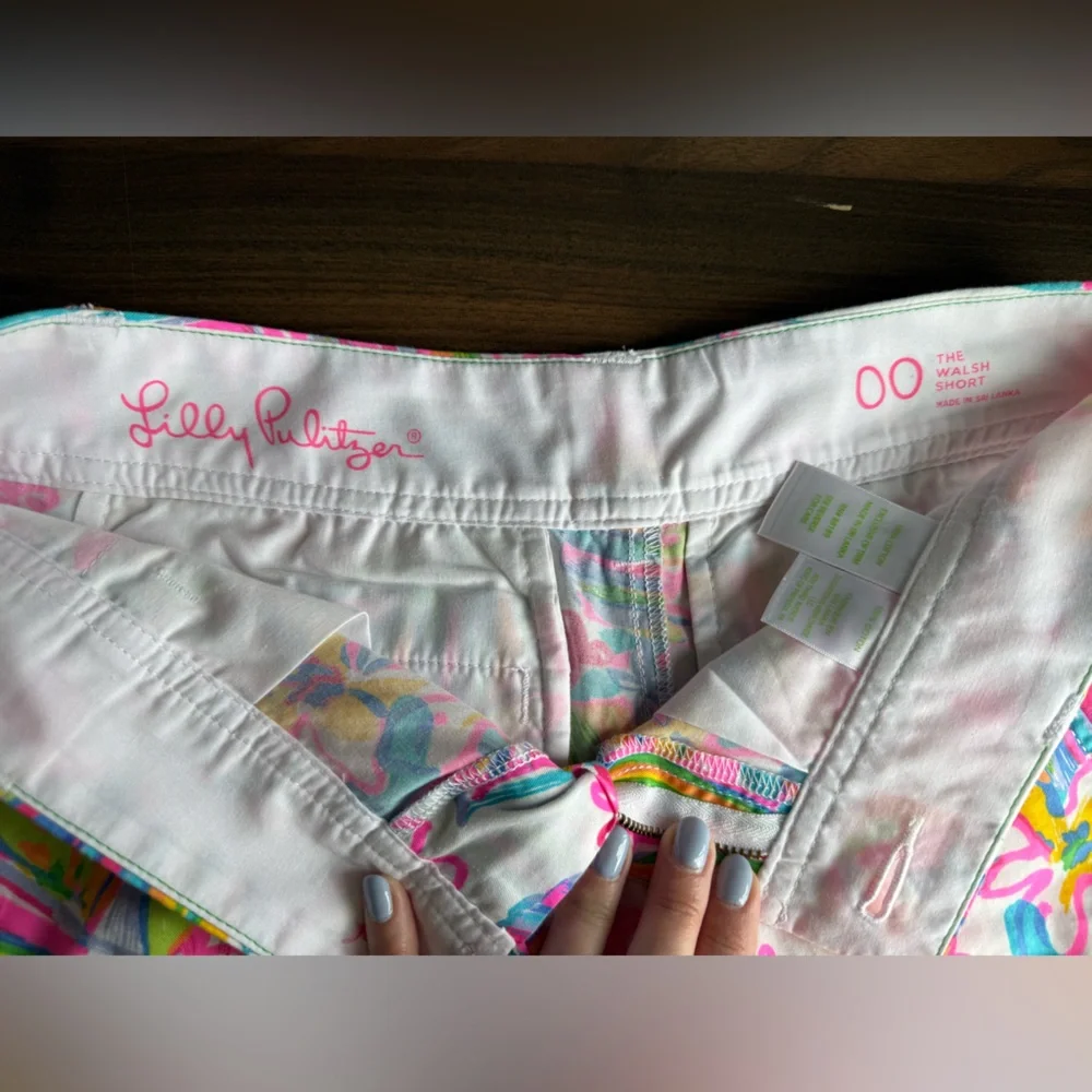 Lilly Pulitzer “The Walsh Short” - Picture 3 of 3